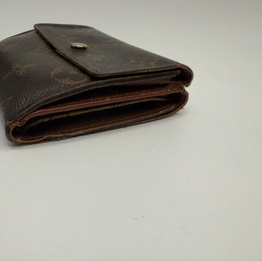 Louis Vuitton Elise Brown Monogram Wallet Tri-Fold | Unisex | Pre-Owned |
